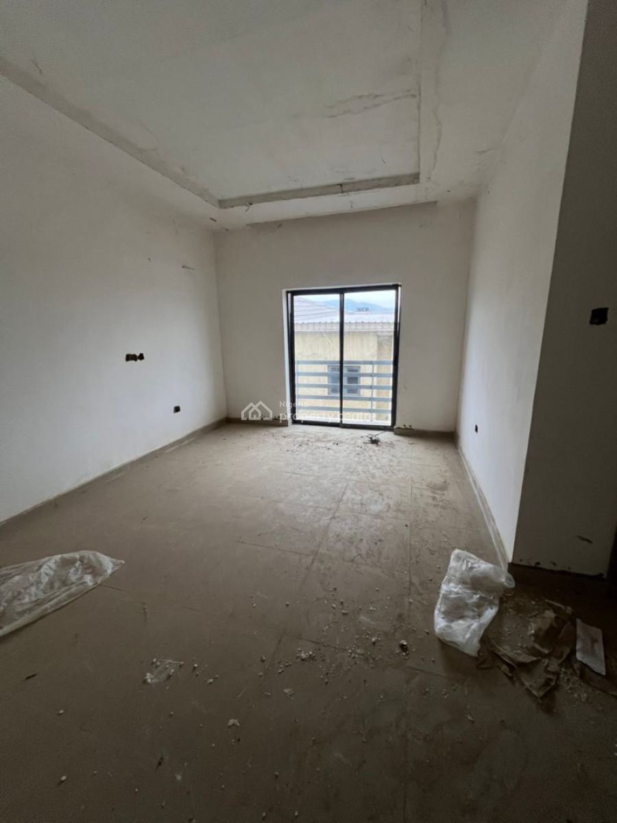4 Bedrooms Terraced Duplex with a Room Bq Attached to It, Gilmore, Jahi, Abuja, Terraced Duplex for Sale