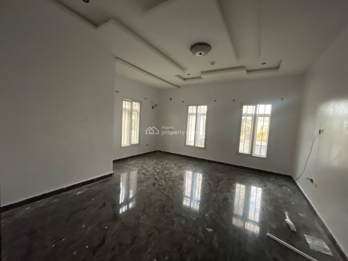 Luxury 3-bedroom Apartment with Bq, Lekki Phase 1, Lekki, Lagos, Flat / Apartment for Rent