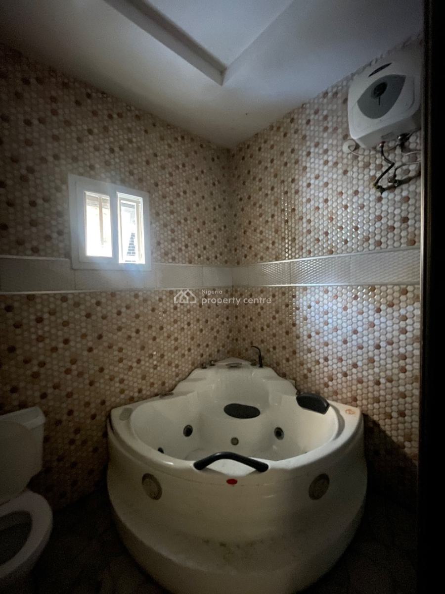 Luxury 3-bedroom Apartment with Bq, Lekki Phase 1, Lekki, Lagos, Flat / Apartment for Rent