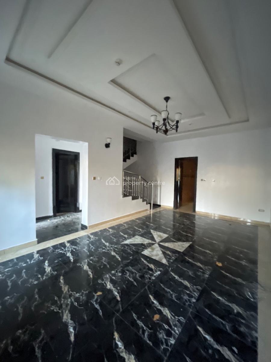 Luxury 3-bedroom Apartment with Bq, Lekki Phase 1, Lekki, Lagos, Flat / Apartment for Rent
