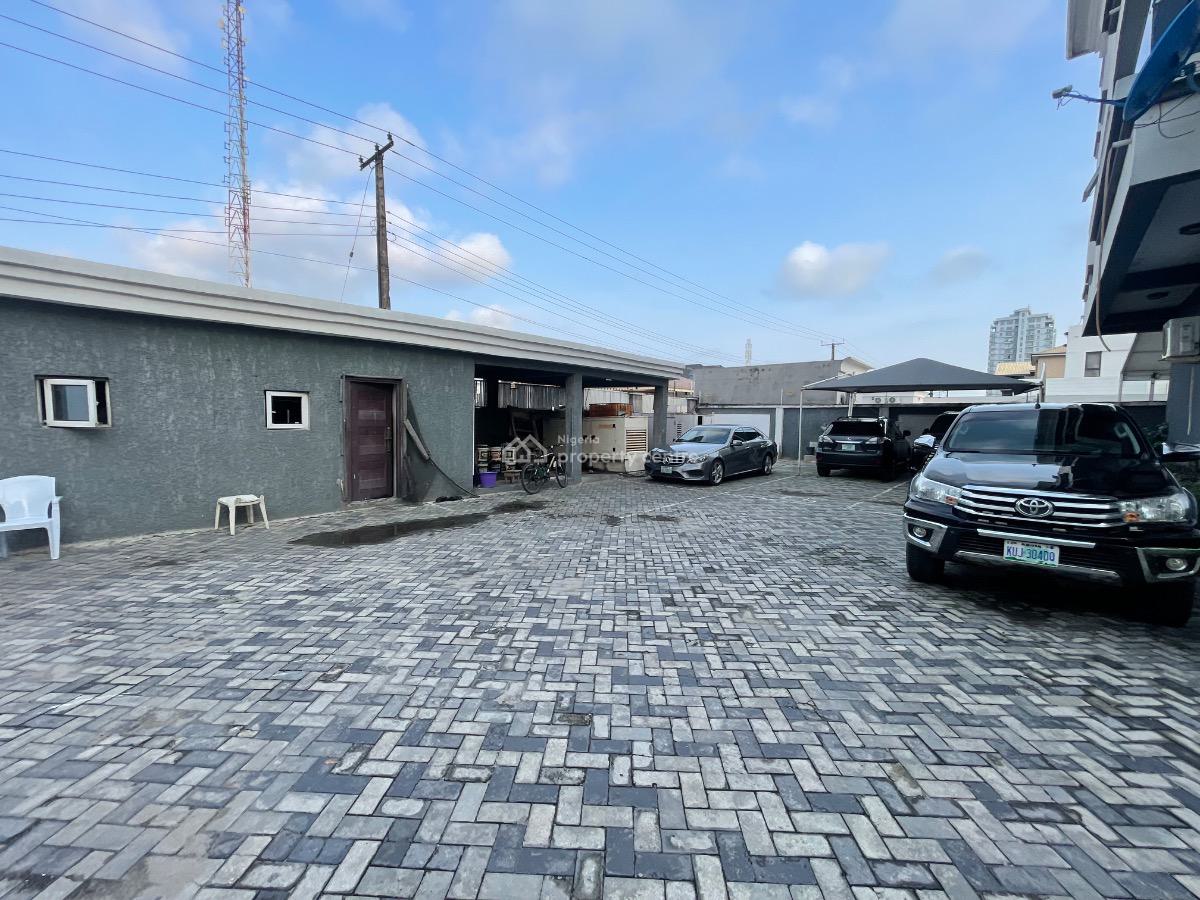 Luxury 3-bedroom Apartment with Bq, Lekki Phase 1, Lekki, Lagos, Flat / Apartment for Rent