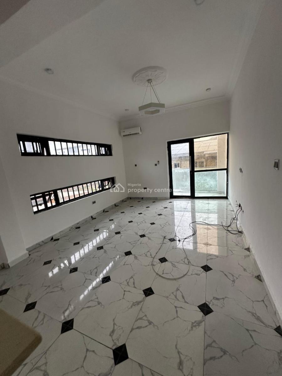 Nicely Built 2 Bedroom Apartment, Orchid, Lekki, Lagos, Flat / Apartment for Rent