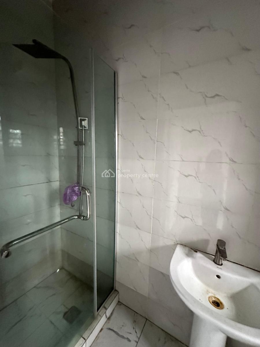 Nicely Built 2 Bedroom Apartment, Orchid, Lekki, Lagos, Flat / Apartment for Rent
