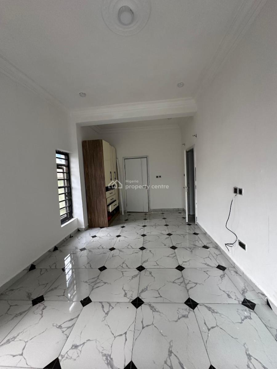 Nicely Built 2 Bedroom Apartment, Orchid, Lekki, Lagos, Flat / Apartment for Rent