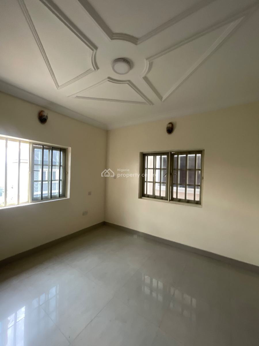 Spacious 5-bedroom Duplex with Boys Quarters, Lekki Right, Lekki Phase 1, Lekki, Lagos, Semi-detached Duplex for Rent