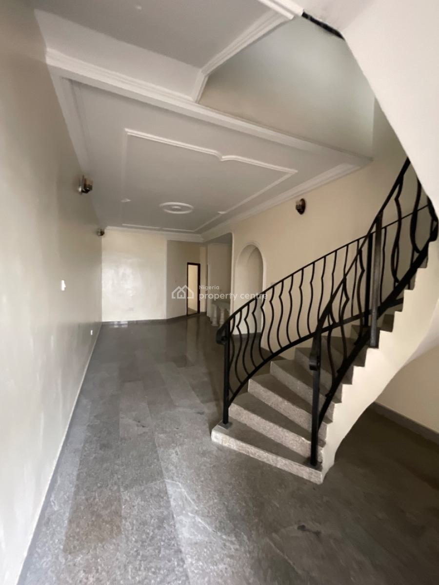 Spacious 5-bedroom Duplex with Boys Quarters, Lekki Right, Lekki Phase 1, Lekki, Lagos, Semi-detached Duplex for Rent