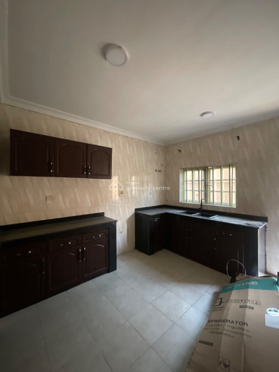 Spacious 5-bedroom Duplex with Boys Quarters, Lekki Right, Lekki Phase 1, Lekki, Lagos, Semi-detached Duplex for Rent