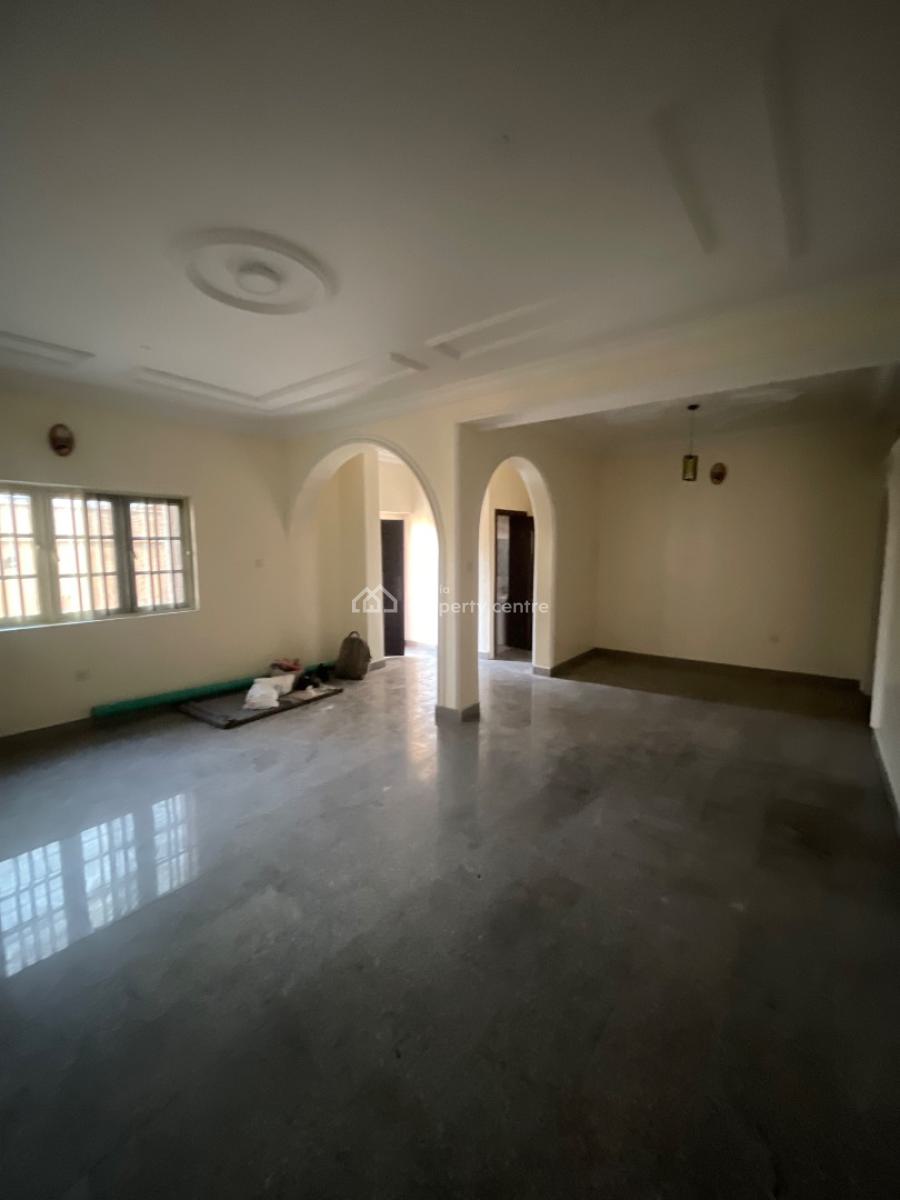 Spacious 5-bedroom Duplex with Boys Quarters, Lekki Right, Lekki Phase 1, Lekki, Lagos, Semi-detached Duplex for Rent