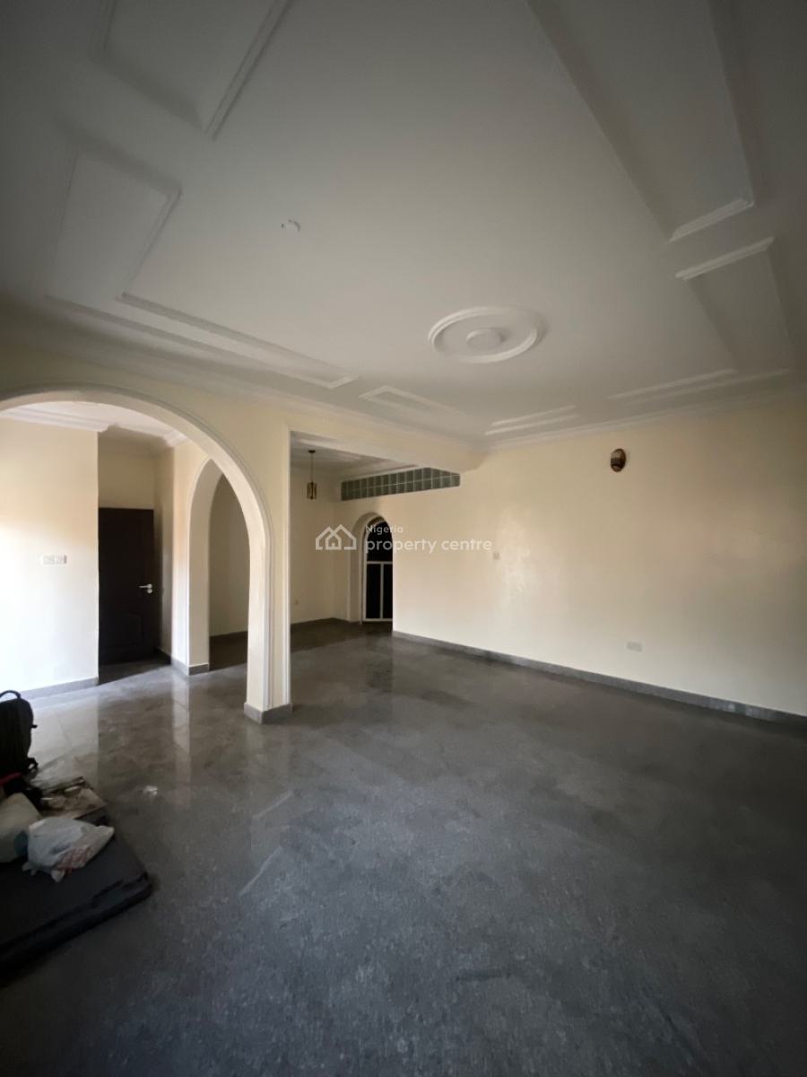 Spacious 5-bedroom Duplex with Boys Quarters, Lekki Right, Lekki Phase 1, Lekki, Lagos, Semi-detached Duplex for Rent