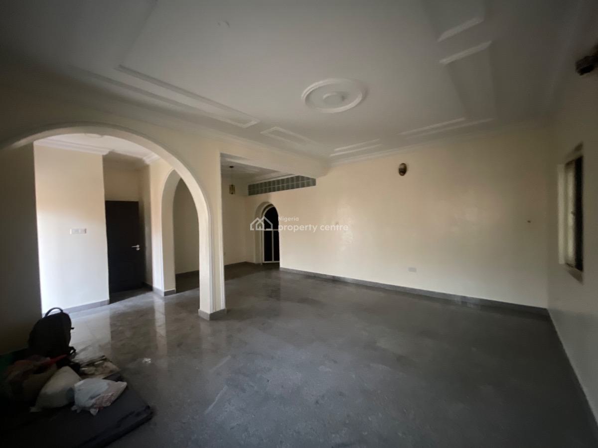 Spacious 5-bedroom Duplex with Boys Quarters, Lekki Right, Lekki Phase 1, Lekki, Lagos, Semi-detached Duplex for Rent