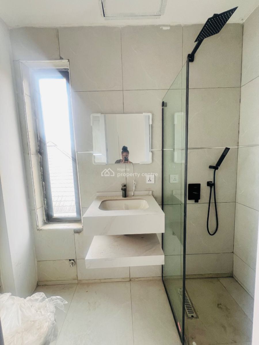 Luxury 2 Bedroom Apartment with Excellent Features, Ikate, Lekki, Lagos, Flat / Apartment for Sale