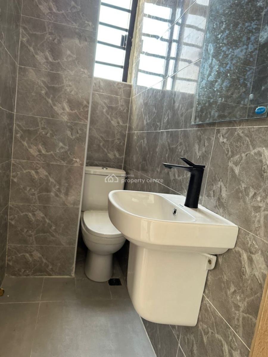 2 Bedrooms Flat, Available, Ikota, Lekki, Lagos, Flat / Apartment for Sale