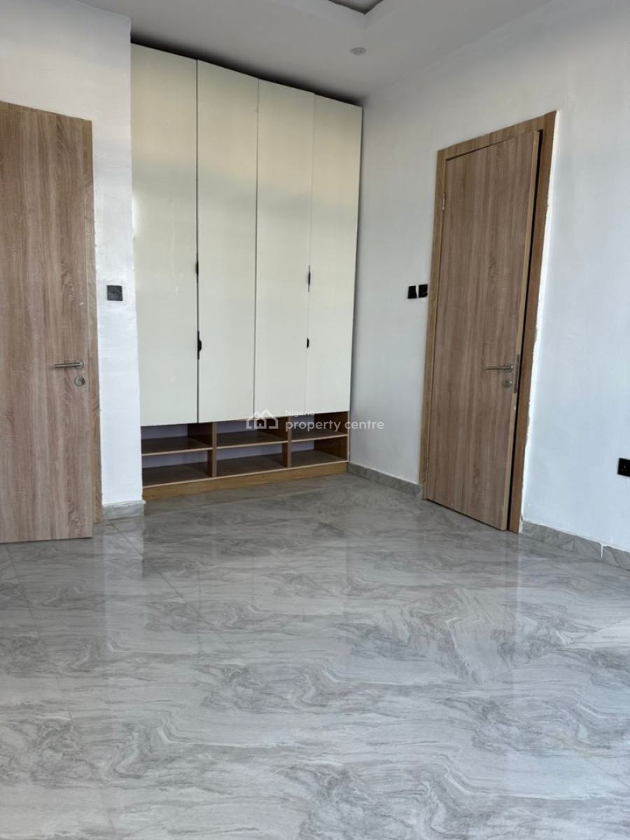 2 Bedrooms Flat, Available, Ikota, Lekki, Lagos, Flat / Apartment for Sale