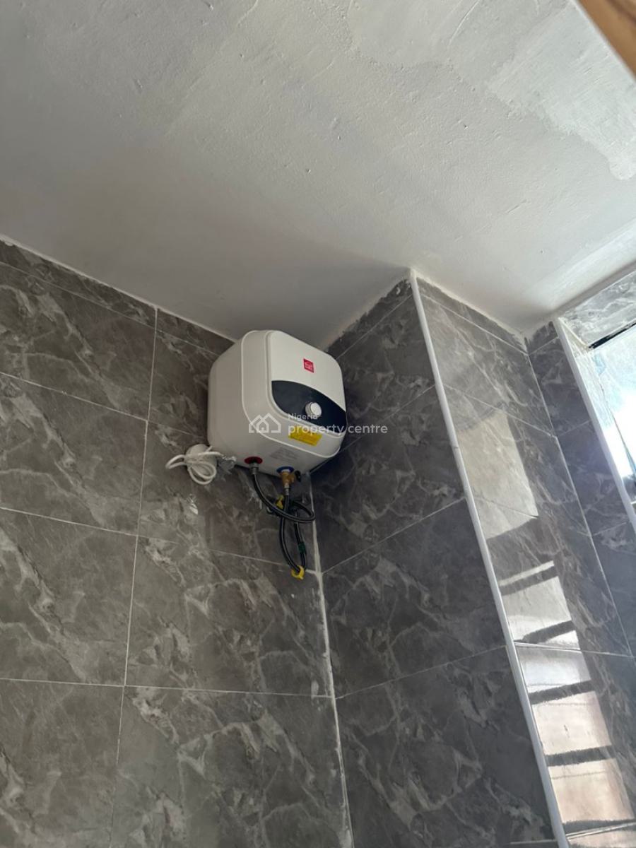 2 Bedrooms Flat, Available, Ikota, Lekki, Lagos, Flat / Apartment for Sale