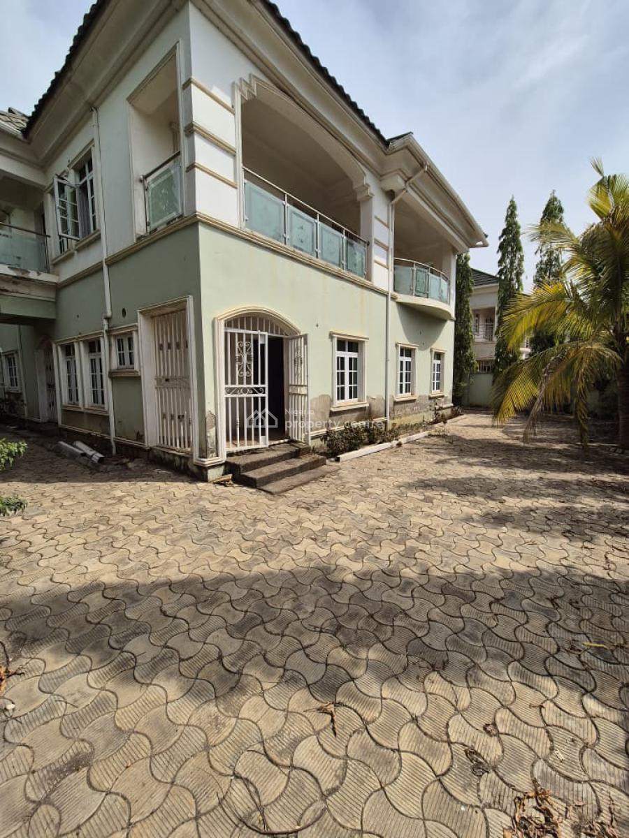 Standard 5 Bedroom Detached Duplex with a Bq, Kukwaba, Abuja, Detached Duplex for Sale