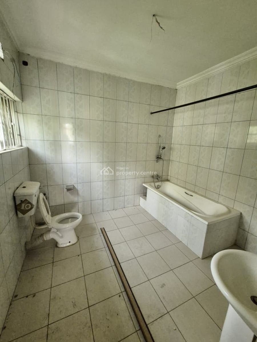 Standard 5 Bedroom Detached Duplex with a Bq, Kukwaba, Abuja, Detached Duplex for Sale