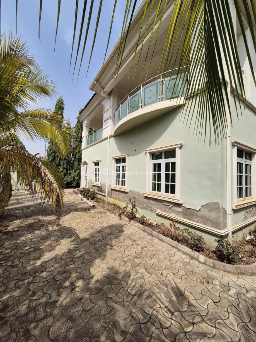 Standard 5 Bedroom Detached Duplex with a Bq, Kukwaba, Abuja, Detached Duplex for Sale