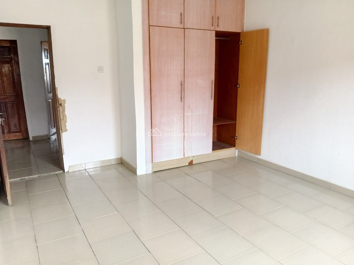 a Nice Room in a Shared Apartment, Ilaje, Ilaje, Ajah, Lagos, Self Contain (single Rooms) for Rent