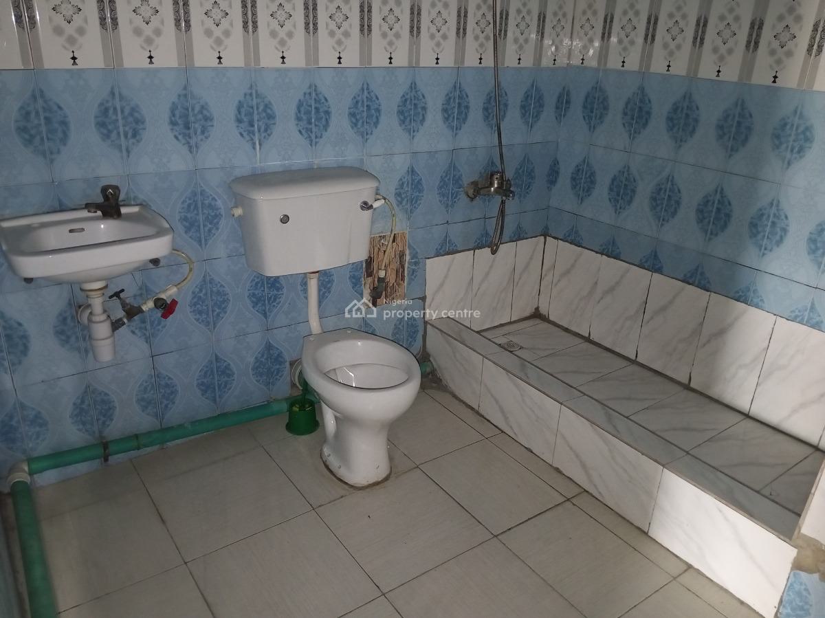 a Nice Room in a Shared Apartment, Ilaje, Ilaje, Ajah, Lagos, Self Contain (single Rooms) for Rent