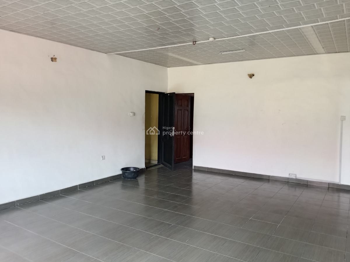 a Nice Room in a Shared Apartment, Ilaje, Ilaje, Ajah, Lagos, Self Contain (single Rooms) for Rent