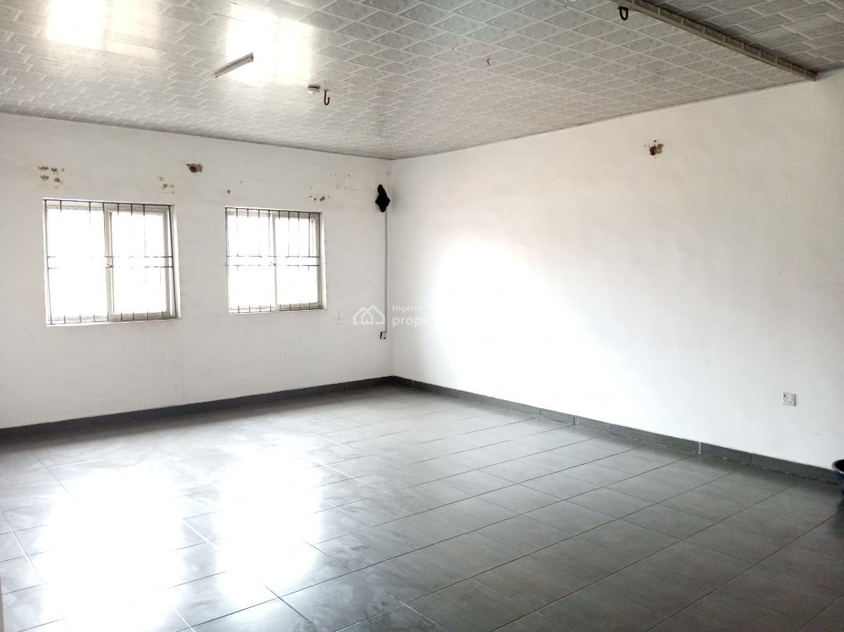 a Nice Room in a Shared Apartment, Ilaje, Ilaje, Ajah, Lagos, Self Contain (single Rooms) for Rent