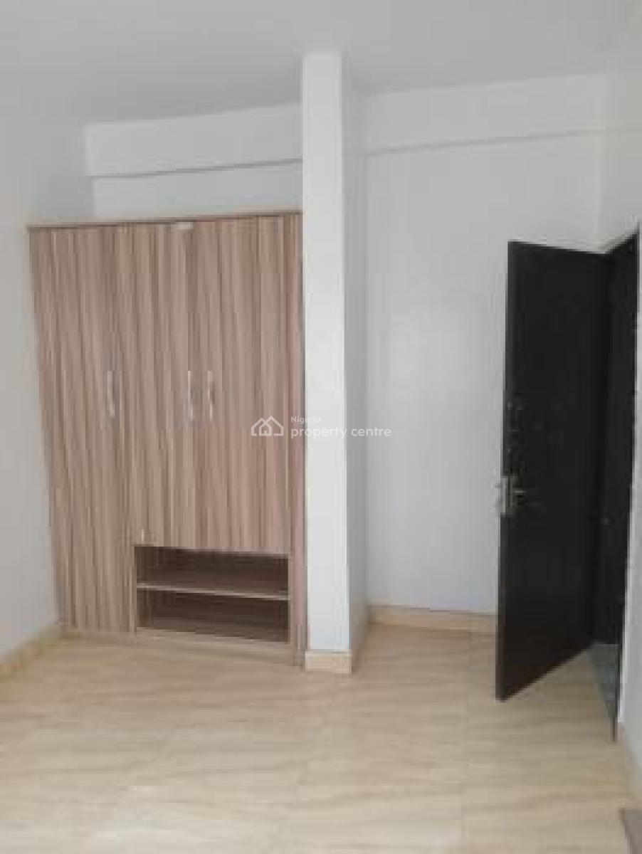 a Very Good Spacious 2 Bedroom Flat + 1bq Attached, Utako District, Utako, Abuja, Flat / Apartment for Rent