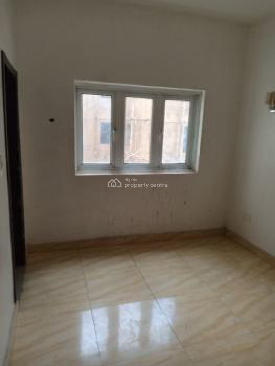 a Very Good Spacious 2 Bedroom Flat + 1bq Attached, Utako District, Utako, Abuja, Flat / Apartment for Rent