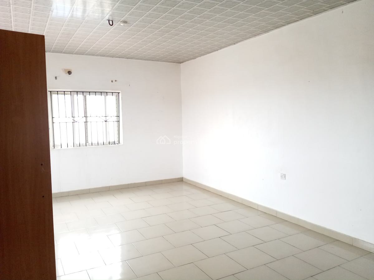 a Very Large Room in a Shared Apartment, Off Mobile Road, Ilaje, Ajah, Lagos, Self Contain (single Rooms) for Rent