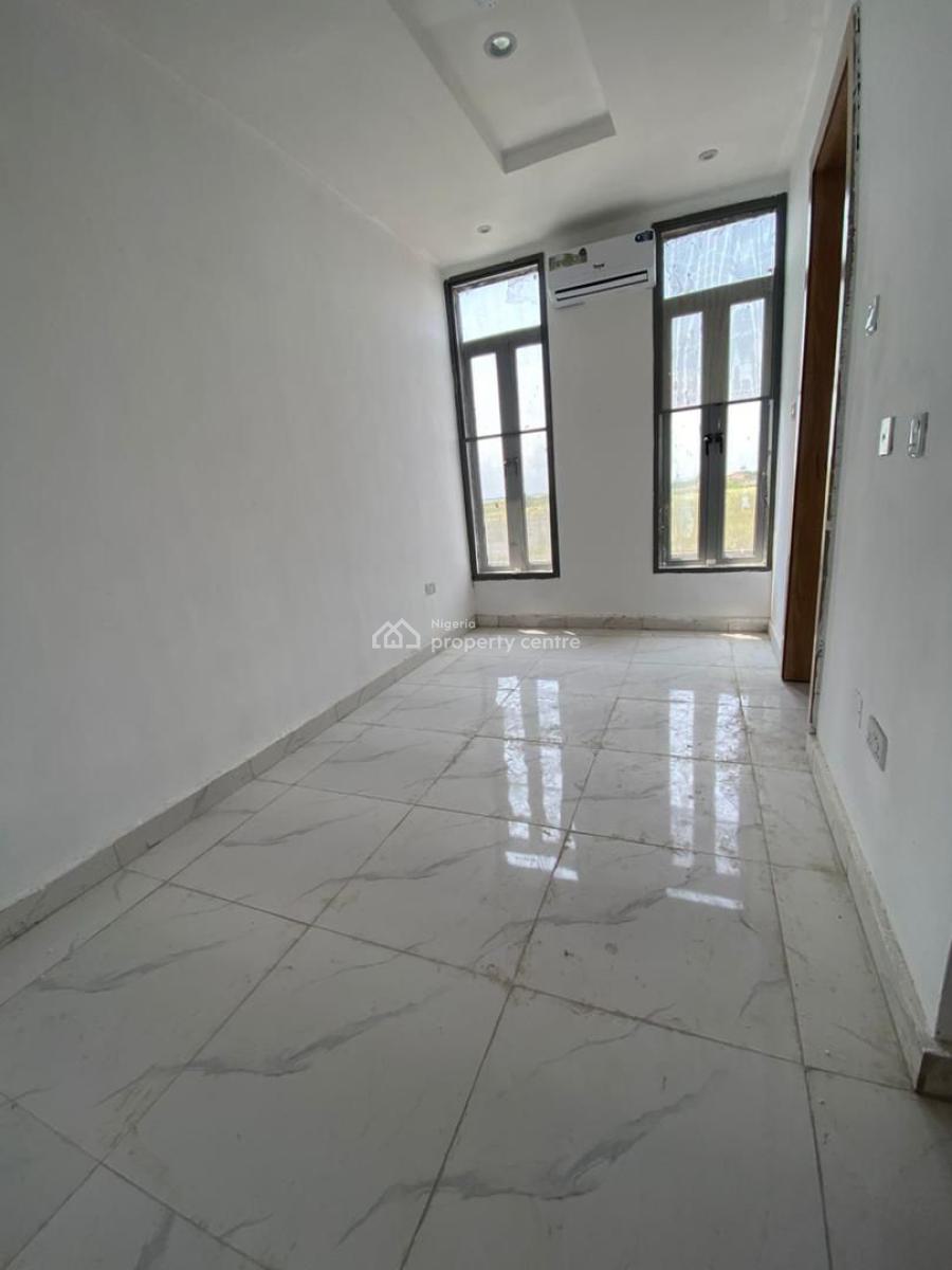 2 Bedroom with Pool, Gym, Elevator, Pinnock Beach Estate, Osapa, Lekki, Lagos, Flat / Apartment for Rent