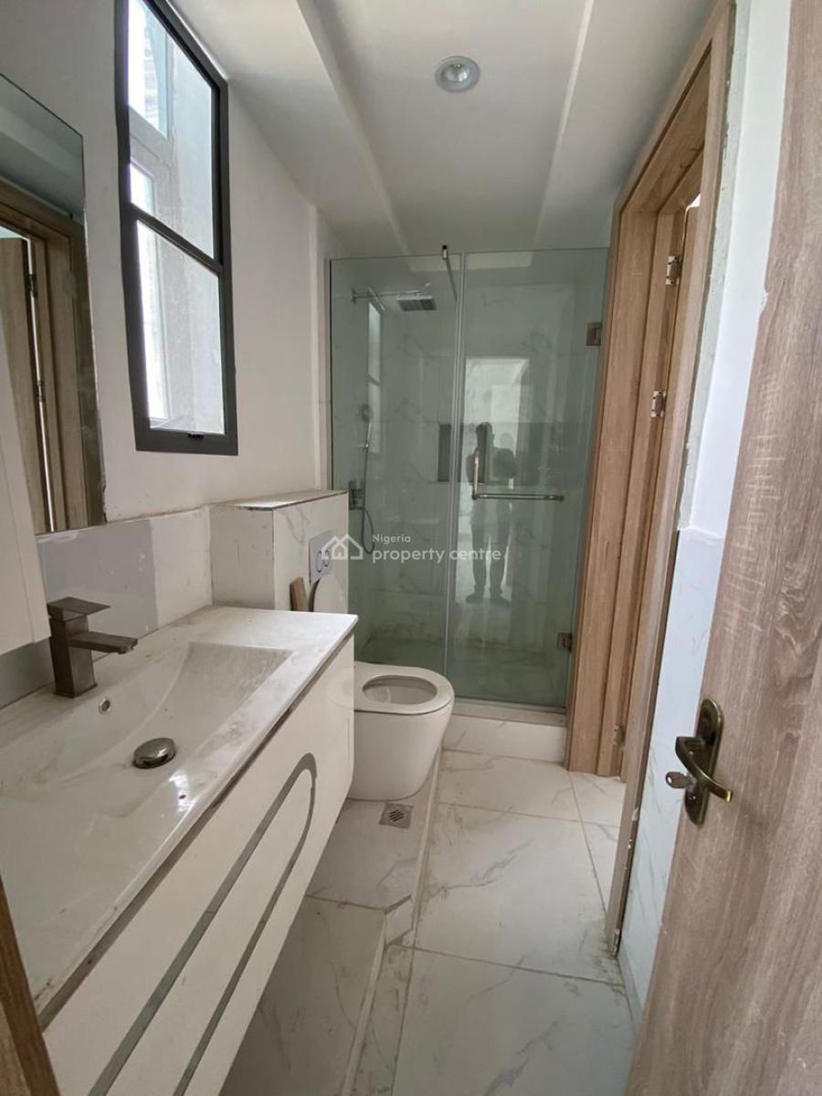 2 Bedroom with Pool, Gym, Elevator, Pinnock Beach Estate, Osapa, Lekki, Lagos, Flat / Apartment for Rent