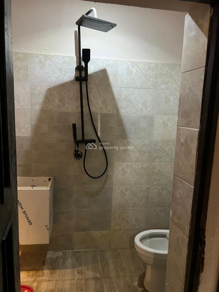 Furnished Mini Flat, Off Admiralty, Lekki Phase 1, Lekki, Lagos, Mini Flat (room and Parlour) for Rent