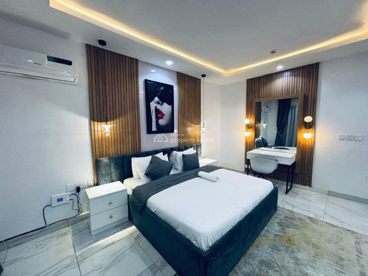 Fully Furnished and Serviced 2 Bedroom Apartment with Pool and Gym, Periwinkle Estate, Lekki Phase 1, Lekki, Lagos, Flat / Apartment for Rent