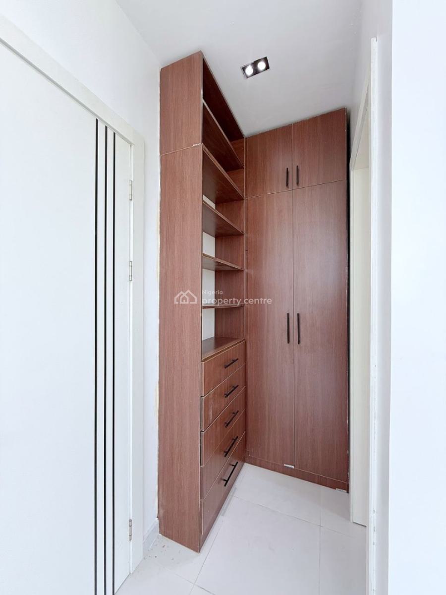 2 Bedroom Apartment, Ologolo, Lekki, Lagos, Flat / Apartment for Sale