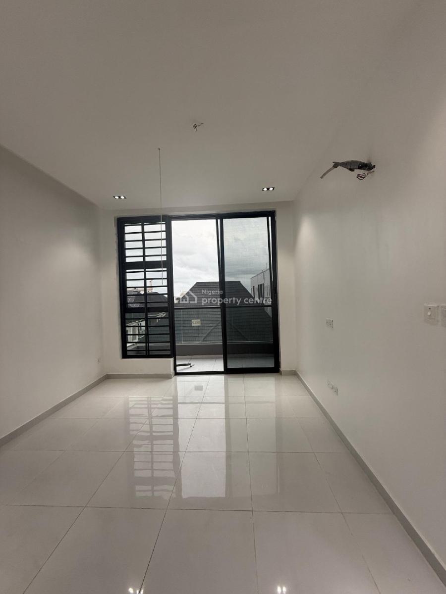 2 Bedroom Apartment, Ologolo, Lekki, Lagos, Flat / Apartment for Sale