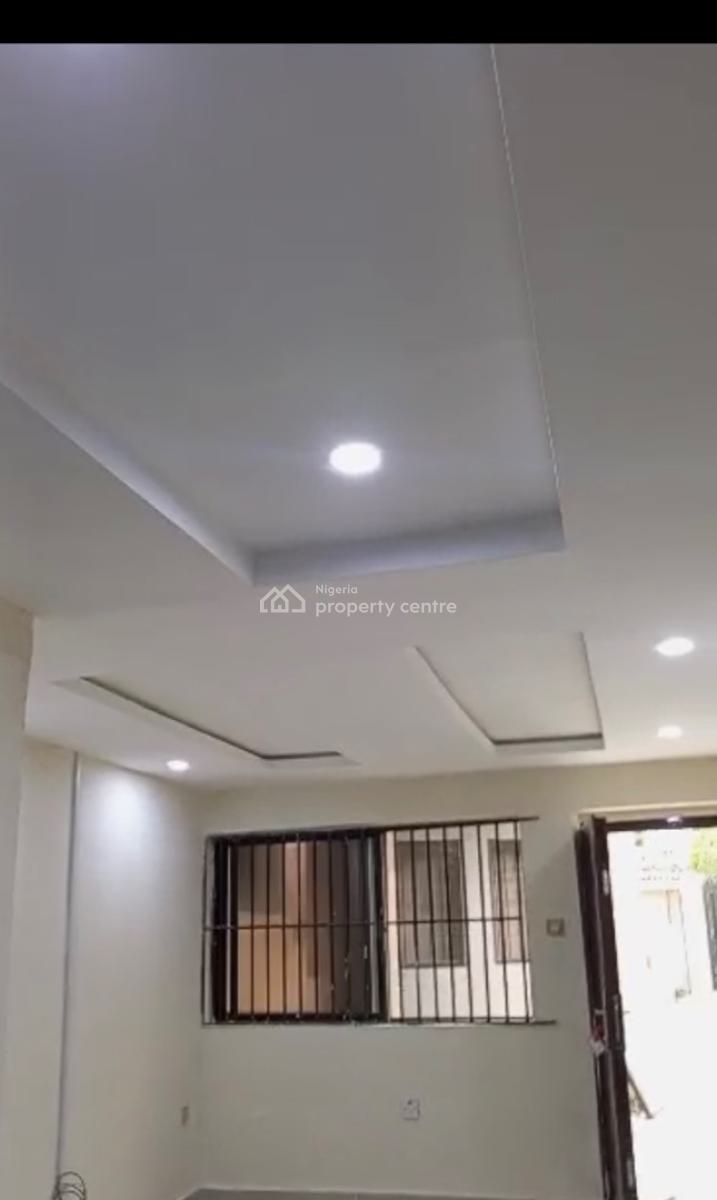 a Standard, Modern 3 Bedroom Flat, Gra Phase 2, Magodo, Lagos, Flat / Apartment for Rent