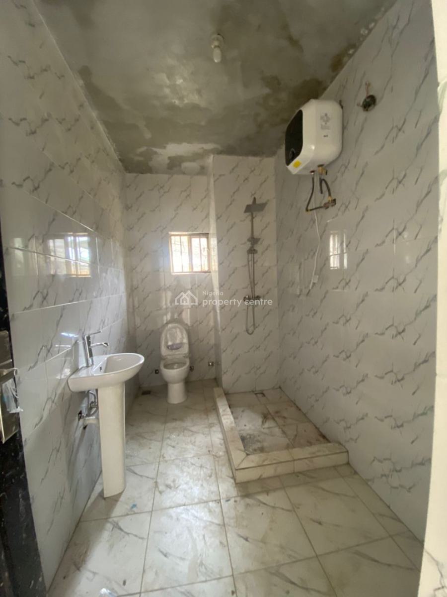 Renovated 3 Bedrooms Blocks of Flats, Off 1st Avenue, Gwarinpa, Abuja, Block of Flats for Rent