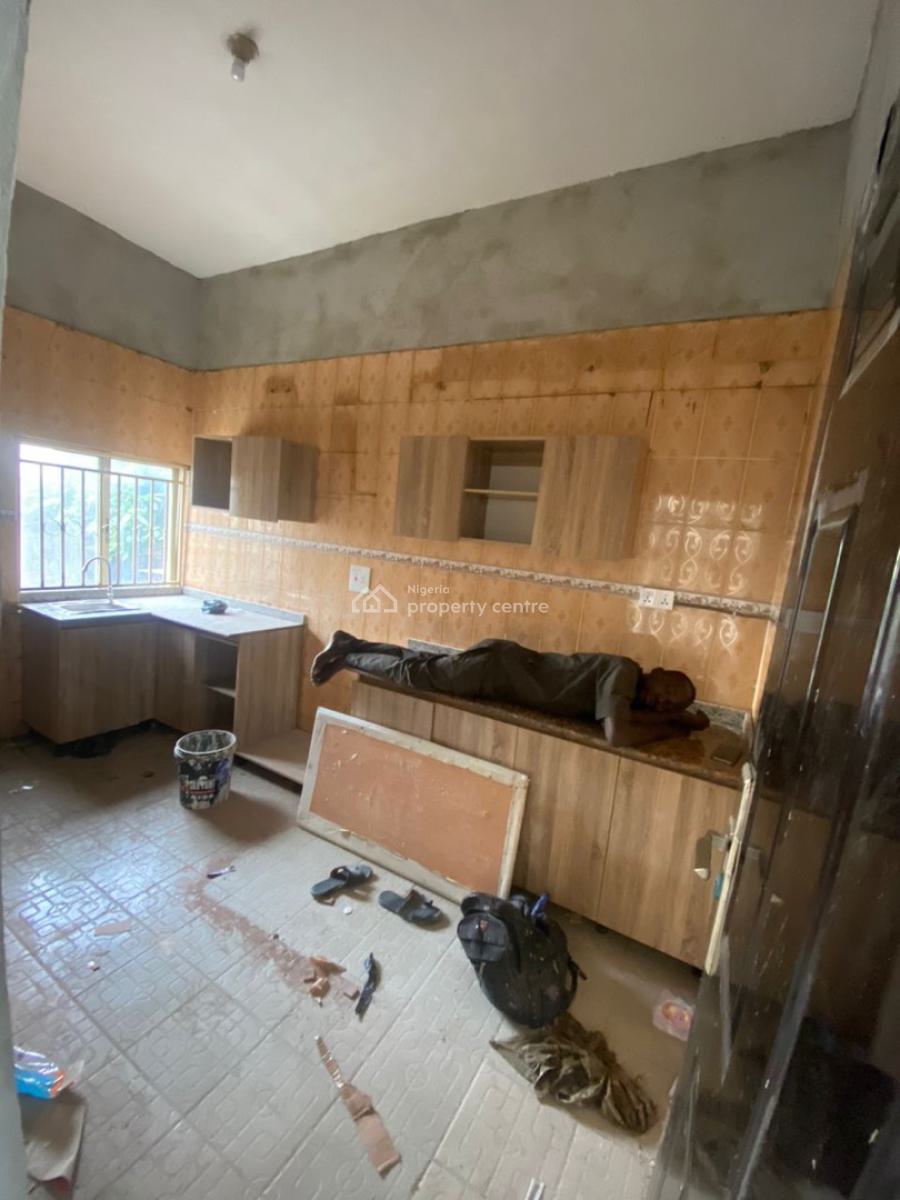 Renovated 3 Bedrooms Blocks of Flats, Off 1st Avenue, Gwarinpa, Abuja, Block of Flats for Rent