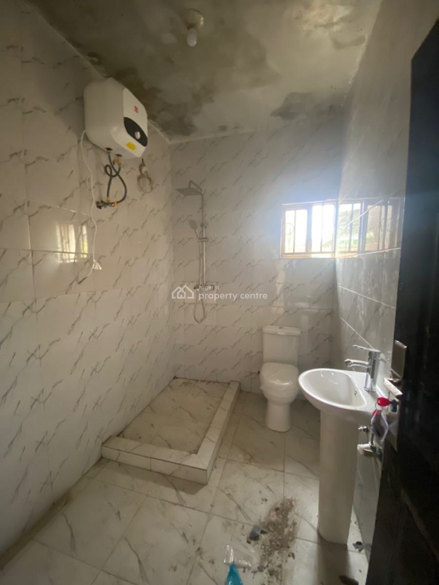 Renovated 3 Bedrooms Blocks of Flats, Off 1st Avenue, Gwarinpa, Abuja, Block of Flats for Rent