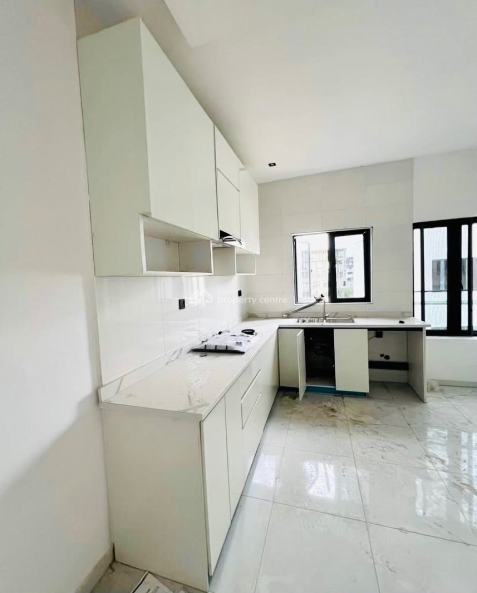 Luxury and Spacious 2 Bedroom Penthouse, Lekki Phase 1, Lekki, Lagos, Flat / Apartment for Rent