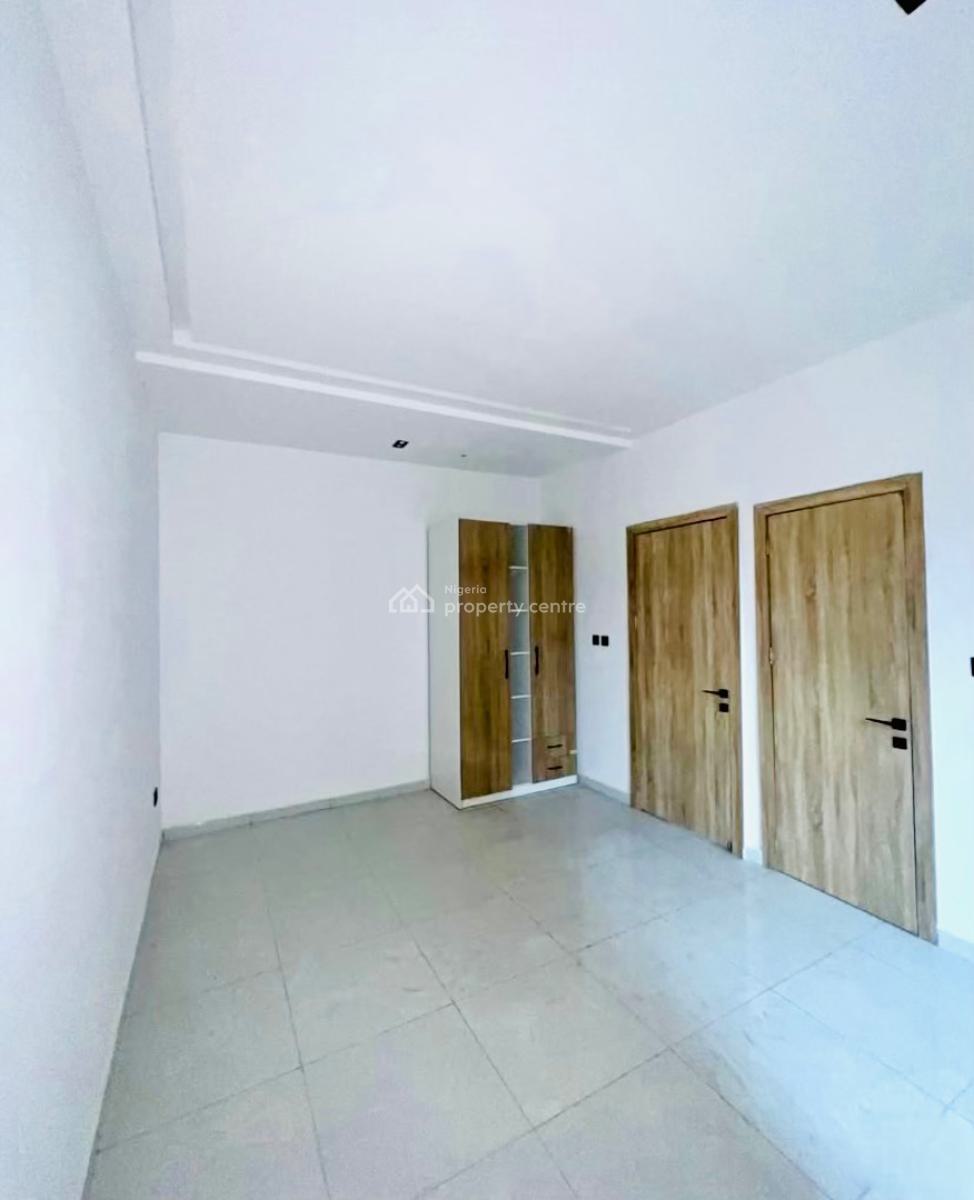 Luxury and Spacious 2 Bedroom Penthouse, Lekki Phase 1, Lekki, Lagos, Flat / Apartment for Rent