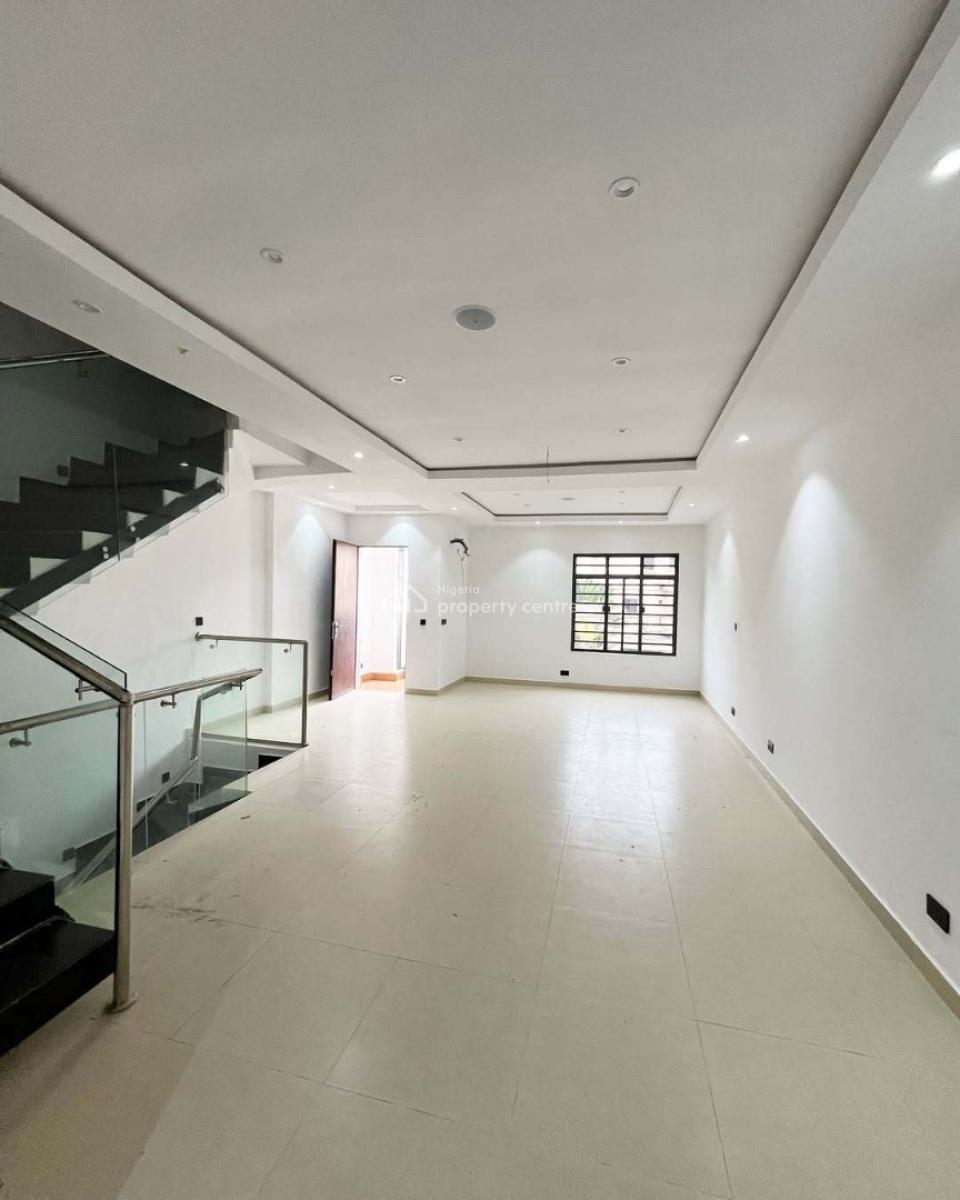 3 Bedroom Semi-detached Triplex with Bq, Victoria Island (vi), Lagos, Semi-detached Duplex for Rent