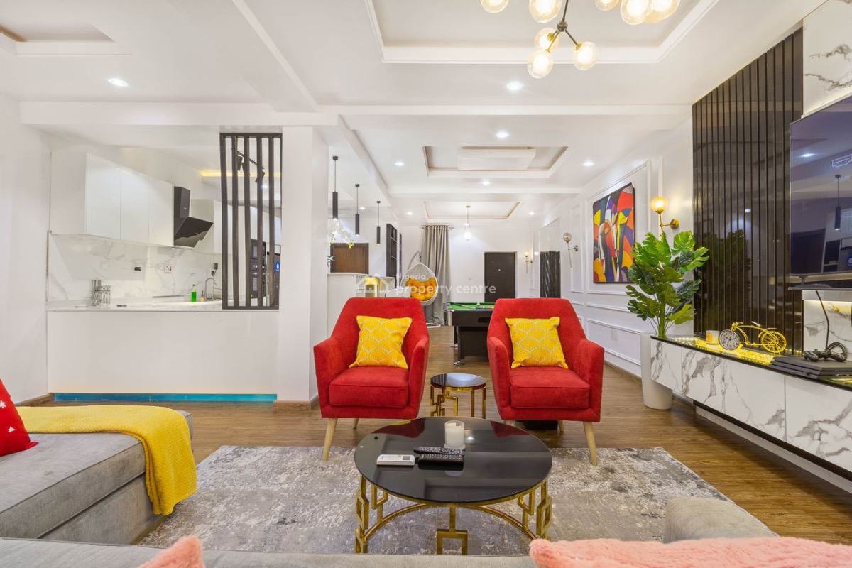 Aesthetically Pleasing 2 Bedrooms Apartment, Lekki Phase 1, Lekki, Lagos, Flat / Apartment Short Let
