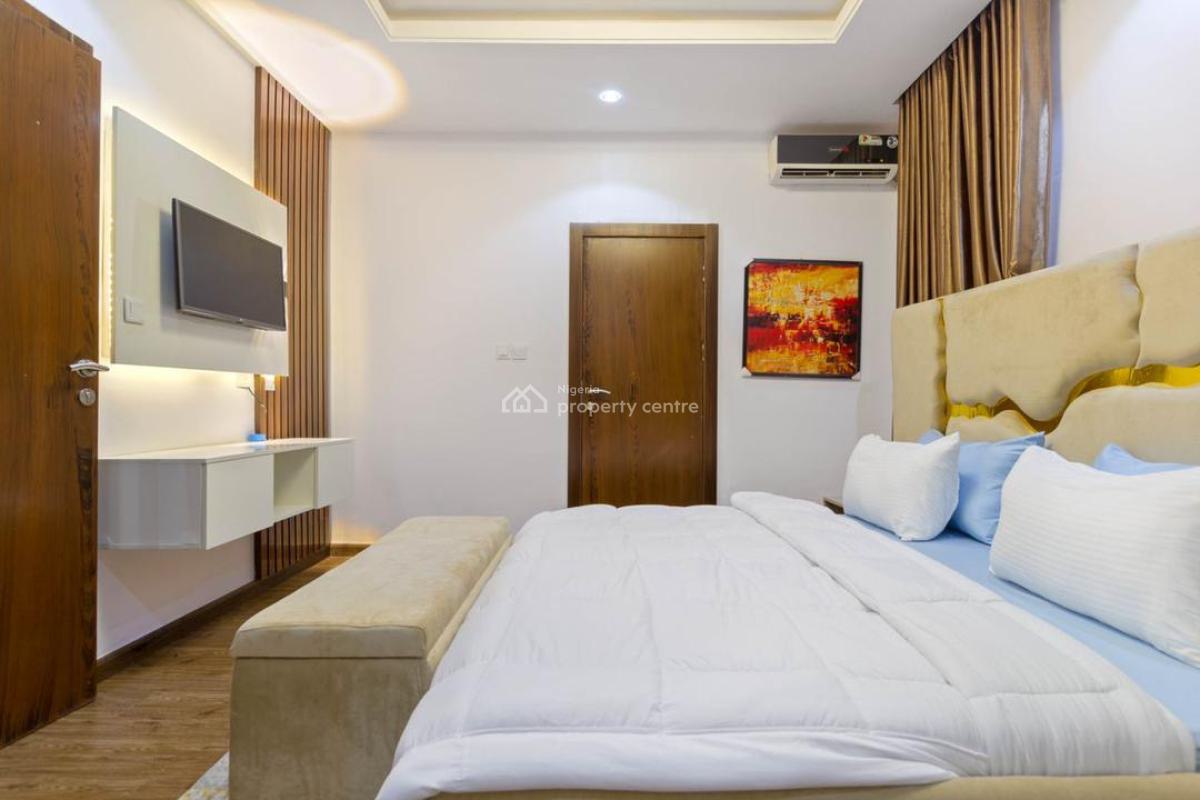 Aesthetically Pleasing 2 Bedrooms Apartment, Lekki Phase 1, Lekki, Lagos, Flat / Apartment Short Let