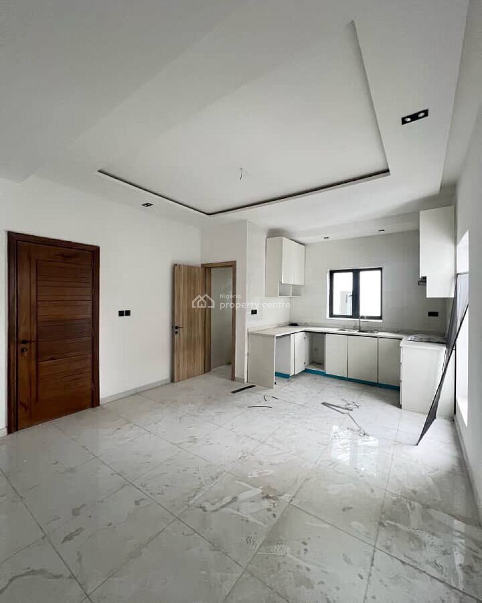 Fully Serviced 2 Bedroom Penthouse Apartment, Lekki Phase 1, Lekki, Lagos, Flat / Apartment for Rent