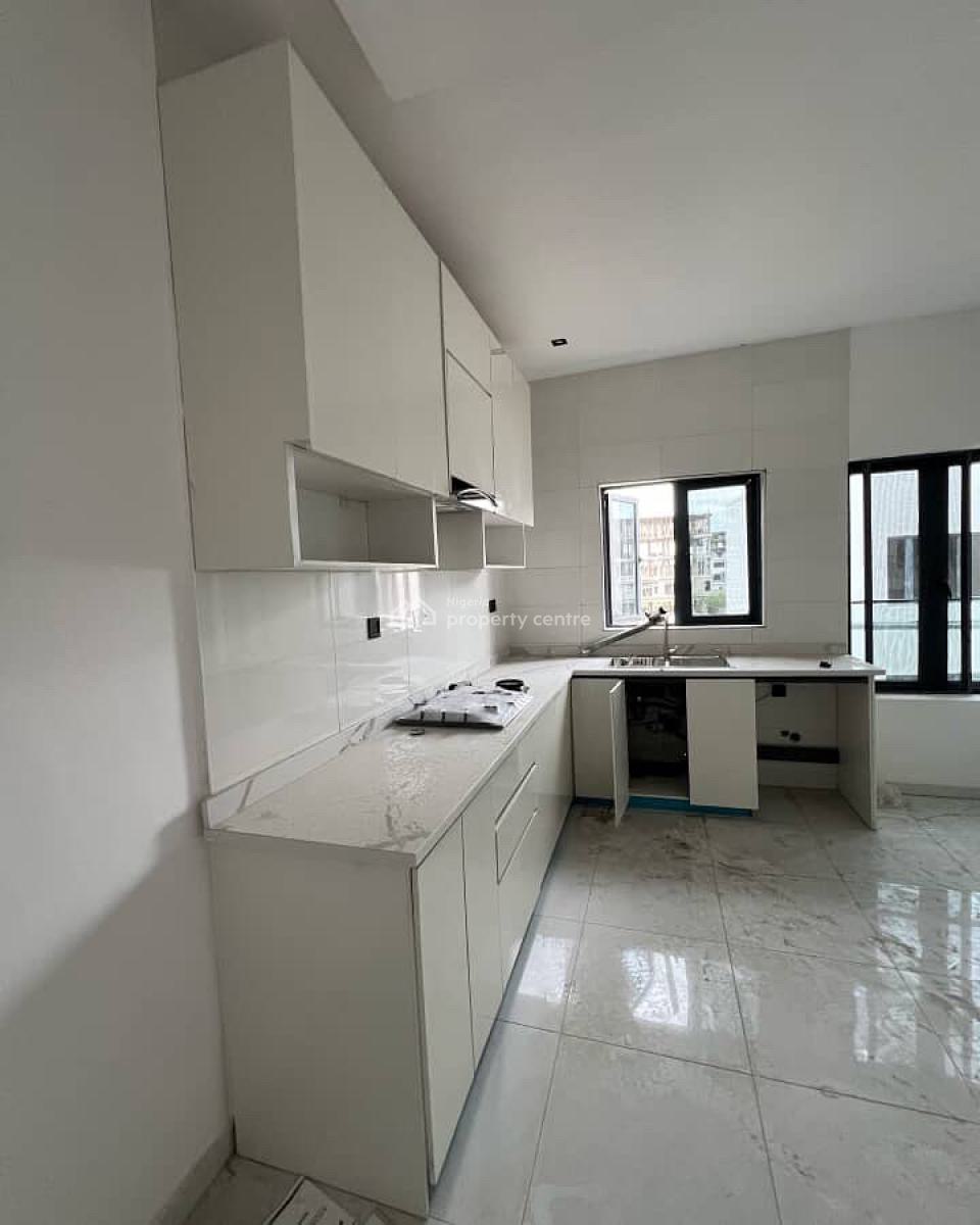 Fully Serviced 2 Bedroom Penthouse Apartment, Lekki Phase 1, Lekki, Lagos, Flat / Apartment for Rent