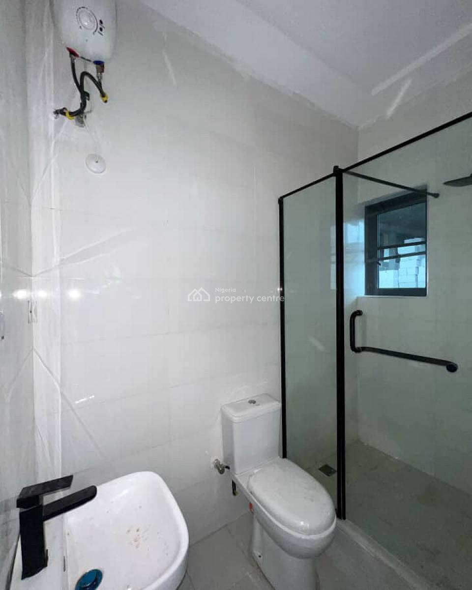 Fully Serviced 2 Bedroom Penthouse Apartment, Lekki Phase 1, Lekki, Lagos, Flat / Apartment for Rent