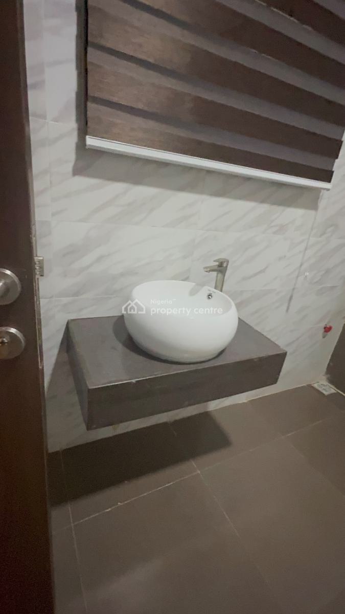 Furnished Contemporary 4bedroom Semi-detached 4bedroom Duplex with Bq, Guzape, Guzape District, Abuja, Semi-detached Duplex for Rent