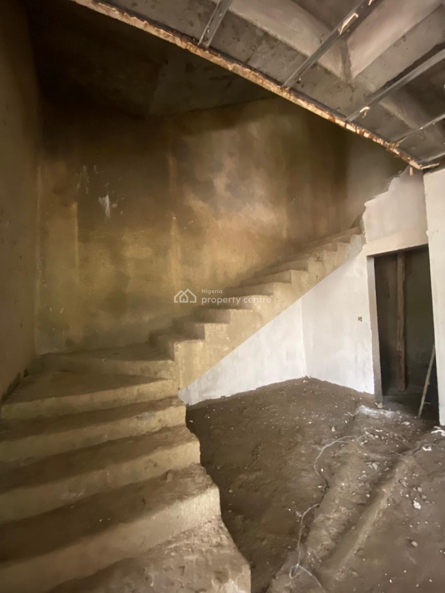 5 Bedroom Semi-detached Duplex with Bq, Life Camp, Abuja, Semi-detached Duplex for Sale
