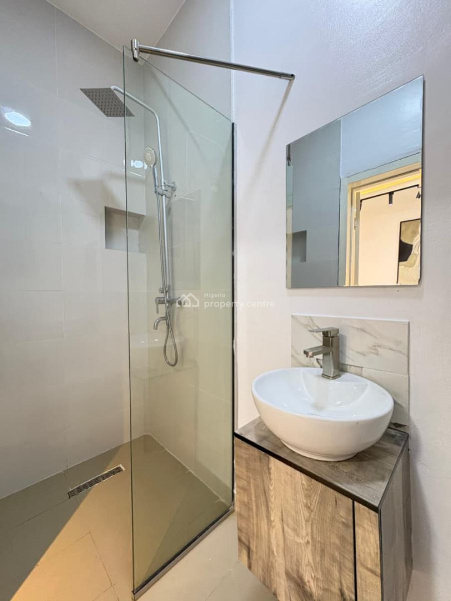 Luxury 2 Bedrooms Apartment with Ps5 and Balcony, Sinari Daranijo, Victoria Island (vi), Lagos, Flat / Apartment Short Let