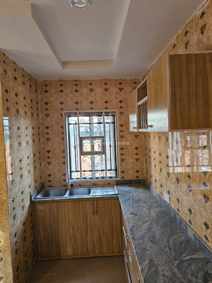 Newly Built Twin Flats in a Good Area, Akilapa Iyalode Area Olorunda Abaa Akobo, Akobo, Ibadan, Oyo, Detached Bungalow for Sale